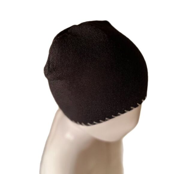 Contrast  Stitch  Beanie - Picture 3 of 4